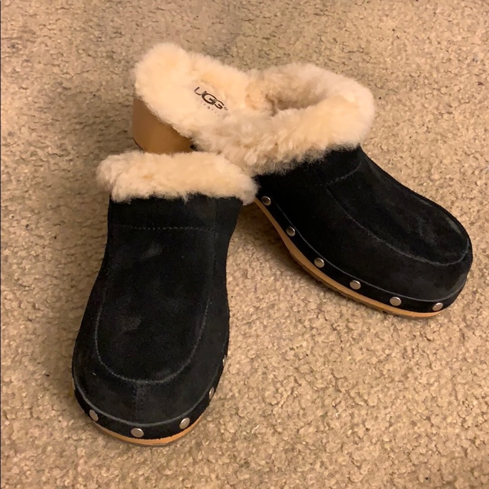 Ugg Suede Clogs